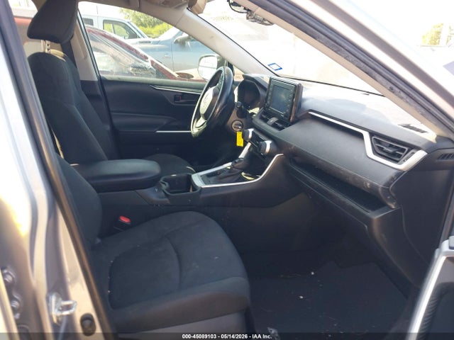Toyota RAV4 LE 2022 2T3H1RFV8NC189797 Image 5