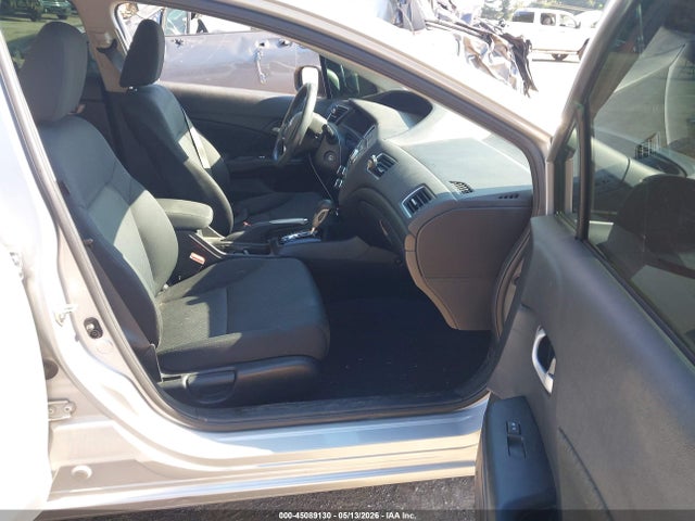 45089130 :رقم المزاد ، 2HGFB2F53FH559132 vin ، 2015 Honda Civic Lx مزاد بيع