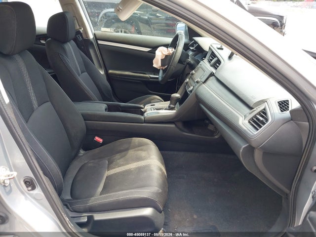Продажа на аукционе авто 2018 Honda Civic Lx, vin: 2HGFC2F59JH598913, номер лота: 45089137