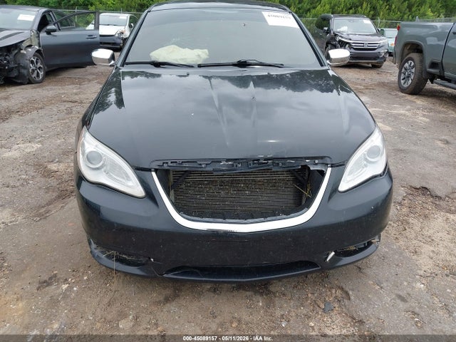 45089157 :رقم المزاد ، 1C3CCBCGXDN592450 vin ، 2013 Chrysler 200 Limited مزاد بيع