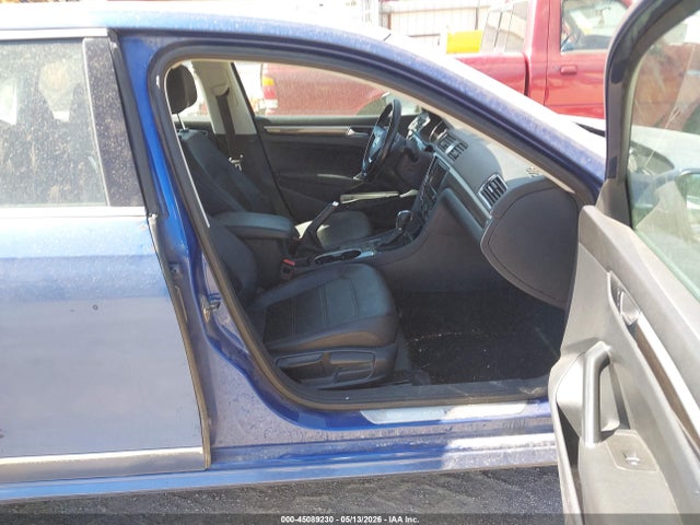 1VWGT7A36HC039433 Volkswagen Passat 1.8t Se