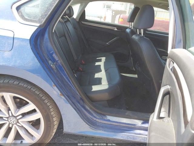 1VWGT7A36HC039433 Volkswagen Passat 1.8t Se