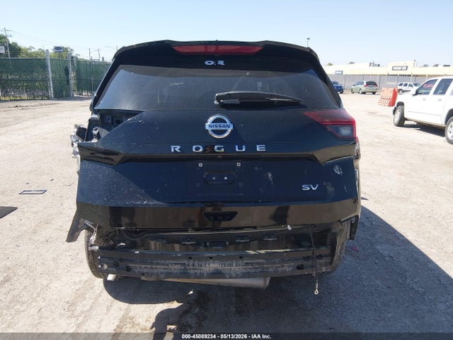 5N1AT3BA1MC722662 Nissan Rogue Sv Fwd