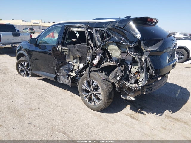 5N1AT3BA1MC722662 Nissan Rogue Sv Fwd