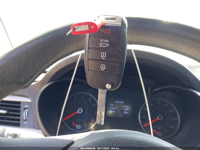 2017 Kia Optima Lx მანქანა იყიდება აუქციონზე, vin: 5XXGT4L32HG154139, აუქციონის ნომერი: 45089239
