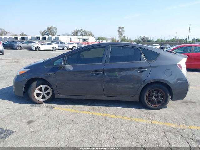 2013 Toyota Prius Two მანქანა იყიდება აუქციონზე, vin: JTDKN3DU9D1716985, აუქციონის ნომერი: 45089244