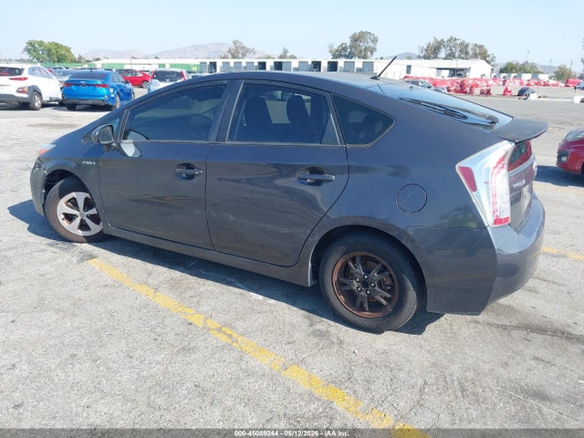 2013 Toyota Prius Two მანქანა იყიდება აუქციონზე, vin: JTDKN3DU9D1716985, აუქციონის ნომერი: 45089244