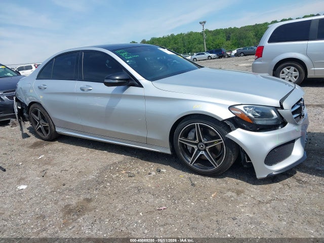 45089280 :رقم المزاد ، 55SWF4JB3HU220664 vin ، 2017 Mercedes-benz C 300 Sport مزاد بيع