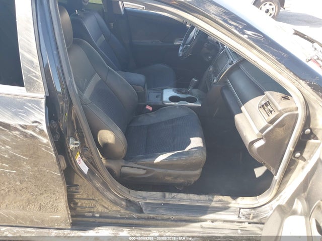 4T1BF1FK2EU413278 Toyota CAMRY SE