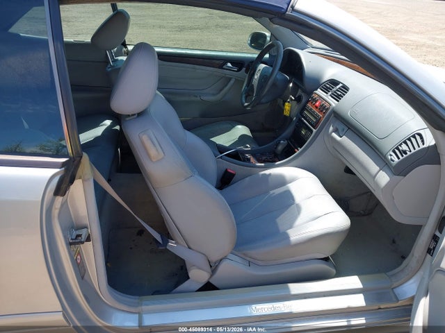 2001 Mercedes-benz Clk 320 მანქანა იყიდება აუქციონზე, vin: WDBLK65G41T064363, აუქციონის ნომერი: 45089314