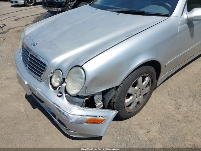 2001 Mercedes-benz Clk 320 მანქანა იყიდება აუქციონზე, vin: WDBLK65G41T064363, აუქციონის ნომერი: 45089314