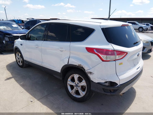 45089328 :رقم المزاد ، 1FMCU9GX1FUB42962 vin ، 2015 Ford Escape Se مزاد بيع