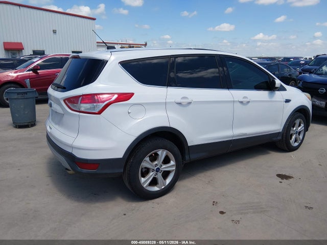 45089328 :رقم المزاد ، 1FMCU9GX1FUB42962 vin ، 2015 Ford Escape Se مزاد بيع