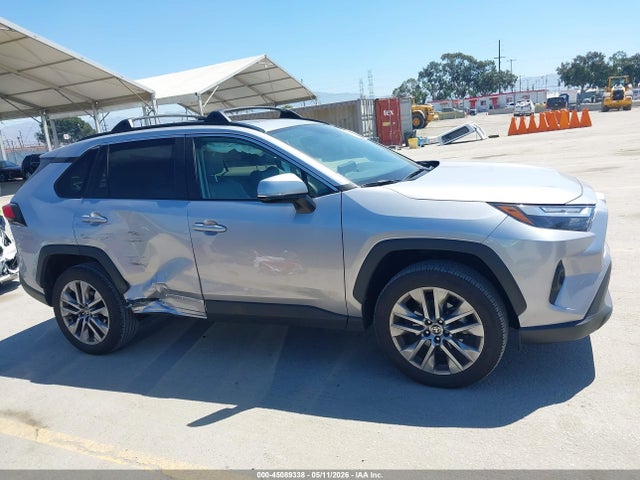 45089338 :رقم المزاد ، 2T3C1RFV4PC221609 vin ، 2023 Toyota Rav4 Xle Premium مزاد بيع