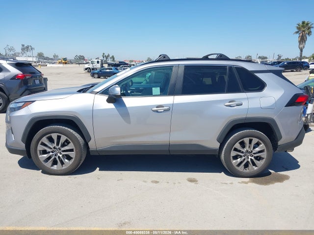 45089338 :رقم المزاد ، 2T3C1RFV4PC221609 vin ، 2023 Toyota Rav4 Xle Premium مزاد بيع
