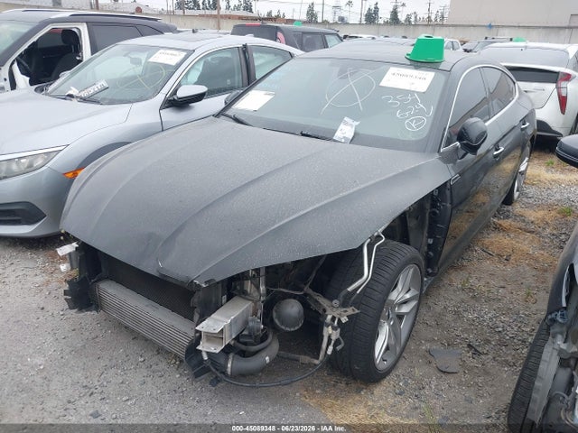 2019 Audi A5 45 Premium მანქანა იყიდება აუქციონზე, vin: WAUANCF58KA060015, აუქციონის ნომერი: 45089348