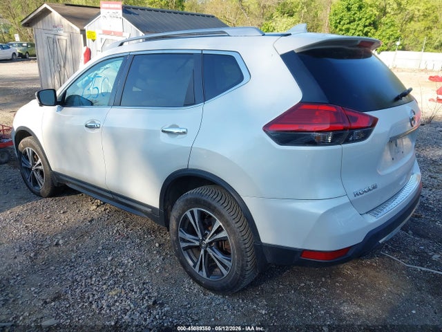 2017 Nissan Rogue Sl მანქანა იყიდება აუქციონზე, vin: 5N1AT2MV1HC736321, აუქციონის ნომერი: 45089350