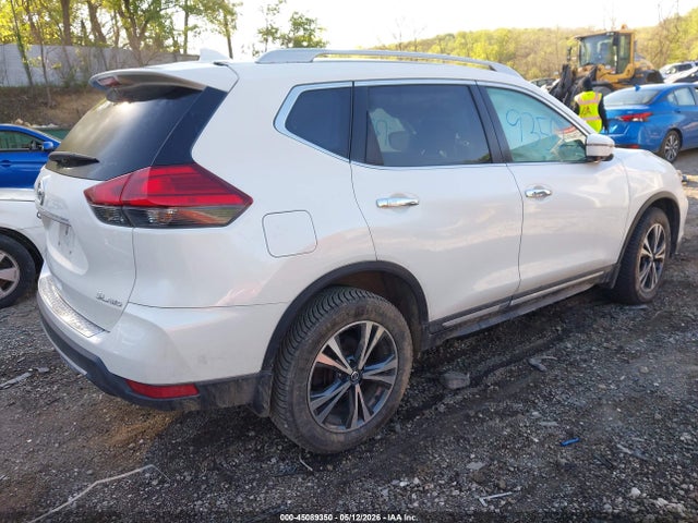 2017 Nissan Rogue Sl მანქანა იყიდება აუქციონზე, vin: 5N1AT2MV1HC736321, აუქციონის ნომერი: 45089350
