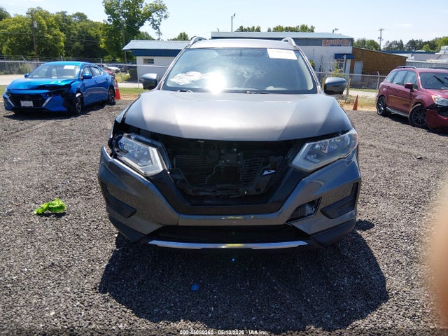 2017 Nissan Rogue Sv მანქანა იყიდება აუქციონზე, vin: JN8AT2MV7HW272846, აუქციონის ნომერი: 45089360