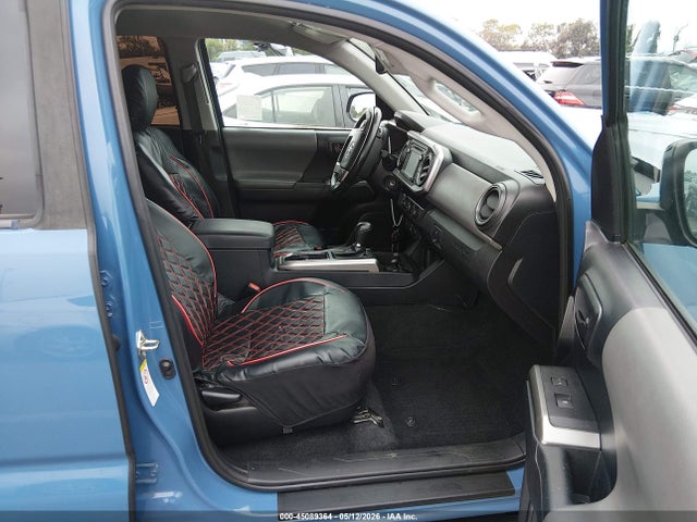 3TMAZ5CNXKM095696 Toyota Tacoma Sr5 V6