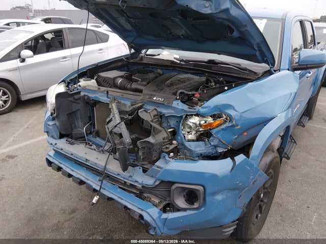 3TMAZ5CNXKM095696 Toyota Tacoma Sr5 V6