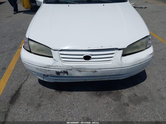 1997 Toyota Camry Le მანქანა იყიდება აუქციონზე, vin: JT2BG22K9V0068845, აუქციონის ნომერი: 45089397
