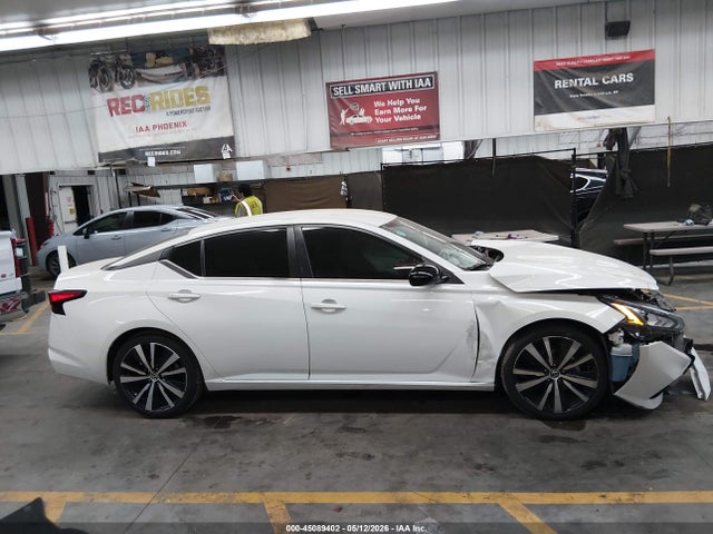 1N4BL4CV9NN361399 Nissan Altima Sr Fwd