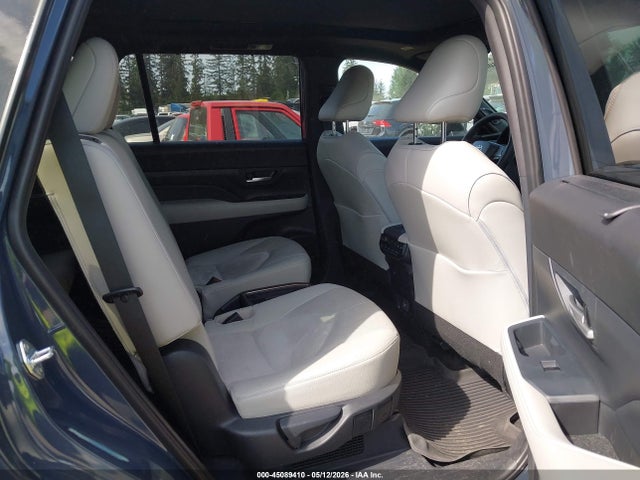 Продаж на аукціоні авто 2025 Toyota Grand Highlander Hybrid Platinum Max, vin: 5TDADAB50SS025388, номер лоту: 45089410