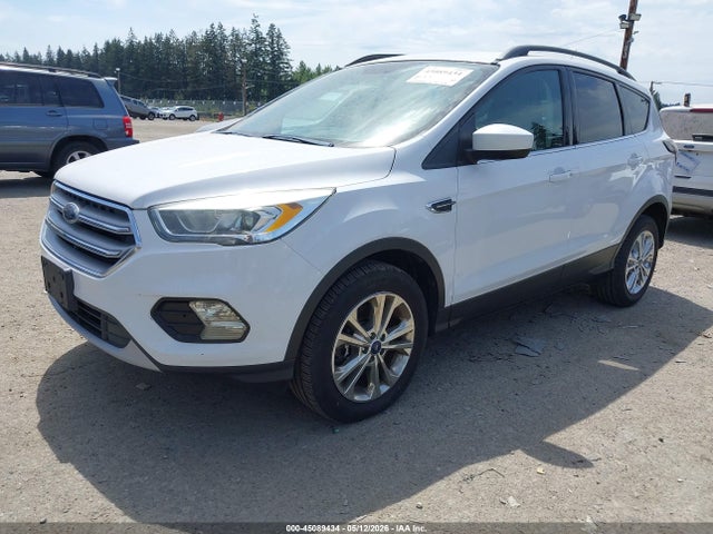 1FMCU9G98HUA26128 Ford ESCAPE SE