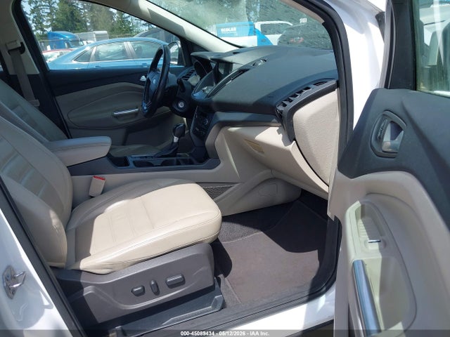 1FMCU9G98HUA26128 Ford ESCAPE SE