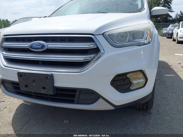 1FMCU9G98HUA26128 Ford ESCAPE SE
