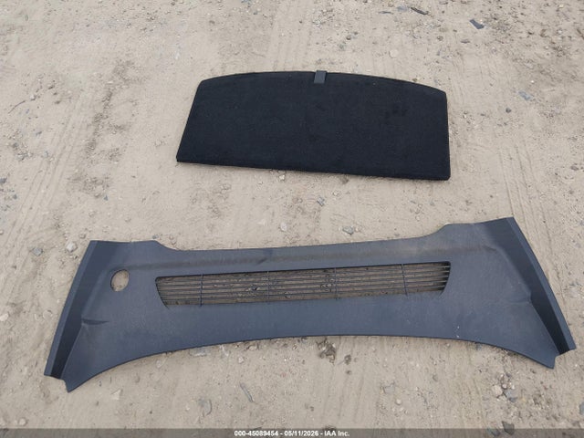 Продажа на аукционе авто 2024 Tesla Model Y Long Range Dual Motor All-wheel Drive, vin: 7SAYGAEE3RF163784, номер лота: 45089454