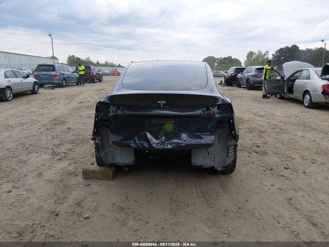 Продажа на аукционе авто 2024 Tesla Model Y Long Range Dual Motor All-wheel Drive, vin: 7SAYGAEE3RF163784, номер лота: 45089454