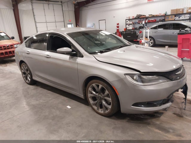 Продаж на аукціоні авто 2016 Chrysler 200 S, vin: 1C3CCCDG8GN139601, номер лоту: 45089519