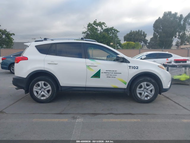 Toyota RAV4 LE 2014 JTMBFREV8EJ003844 Image 13