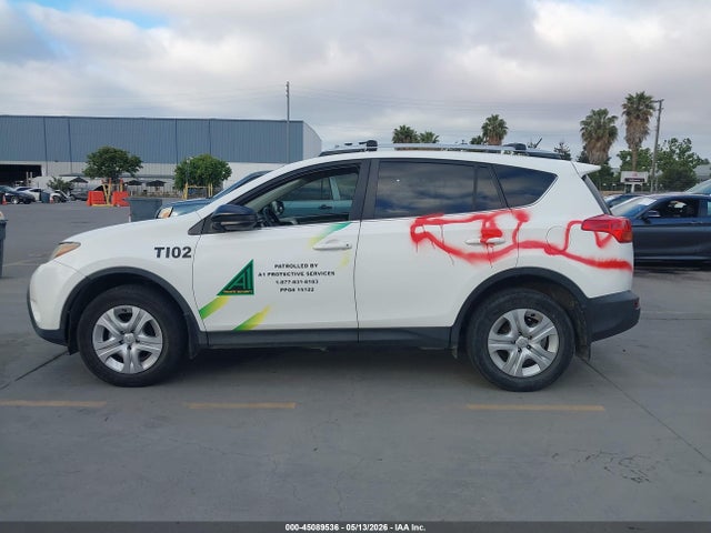 Toyota RAV4 LE 2014 JTMBFREV8EJ003844 Image 14