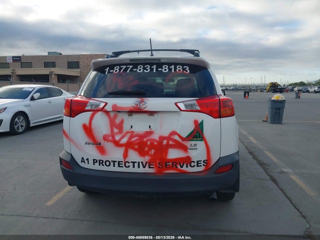 Toyota RAV4 LE 2014 JTMBFREV8EJ003844 Image 16