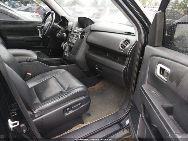 5FNYF3H9XFB014651 Honda Pilot Touring