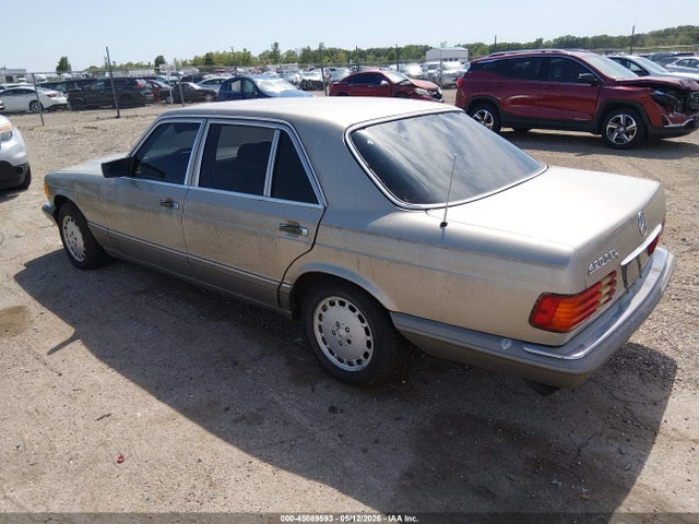 45089593 :رقم المزاد ، WDBCA35D4GA262131 vin ، 1986 Mercedes-benz 420 Sel مزاد بيع