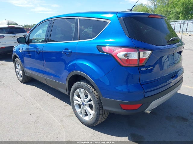 45089622 :رقم المزاد ، 1FMCU9GD5HUE18567 vin ، 2017 Ford Escape Se مزاد بيع