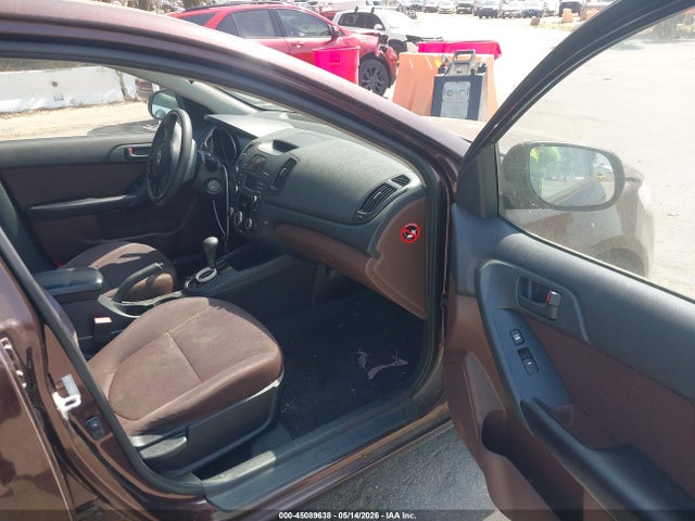 45089638 :رقم المزاد ، KNAFU4A24A5098893 vin ، 2010 Kia Forte Ex مزاد بيع