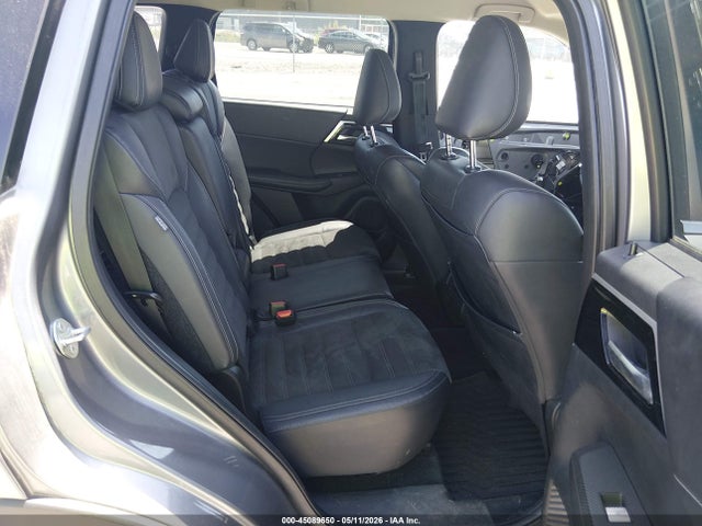 2022 Mitsubishi Outlander Black Edition 2wd/se 2.5 2wd/se Launch Edition 2wd მანქანა იყიდება აუქციონზე, vin: JA4J3UA8XNZ028862, აუქციონის ნომერი: 45089650