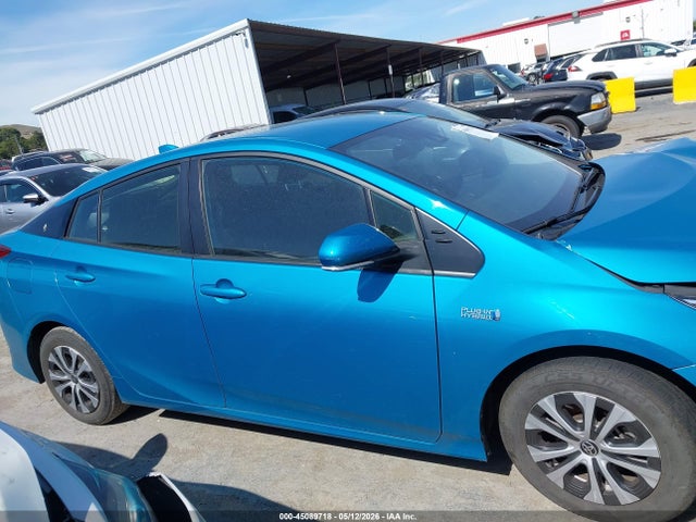 JTDKAMFP7N3223482 Toyota Prius Prime Le