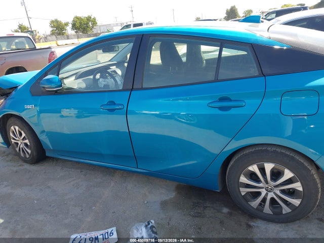 JTDKAMFP7N3223482 Toyota Prius Prime Le