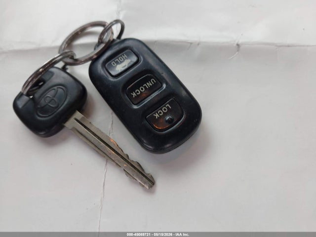 Продажа на аукционе авто 2004 Toyota Camry Le, vin: 4T1BE32K84U333955, номер лота: 45089721