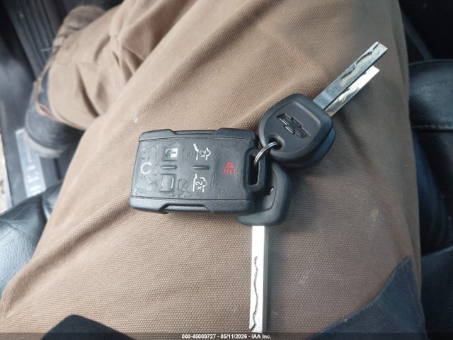 1GNSKHKC3KR143619 Chevrolet Suburban Lt