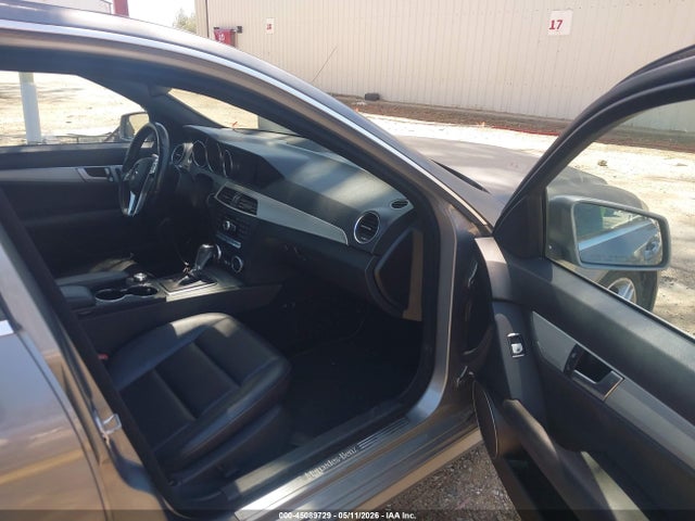 45089729 :رقم المزاد ، WDDGF4HB4CR233590 vin ، 2012 Mercedes-benz C 250 Sport مزاد بيع