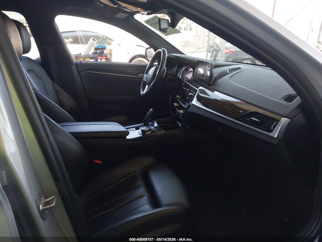 WBAJA9C54JB033549 BMW 530e Iperformance