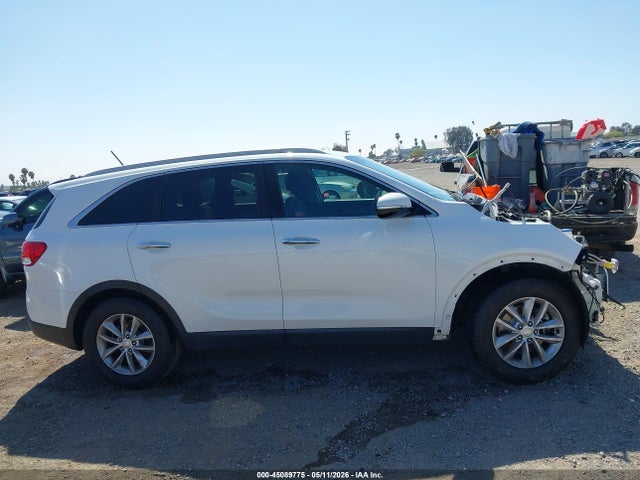 5XYPG4A55HG250268 KIA Sorento 3.3l Lx