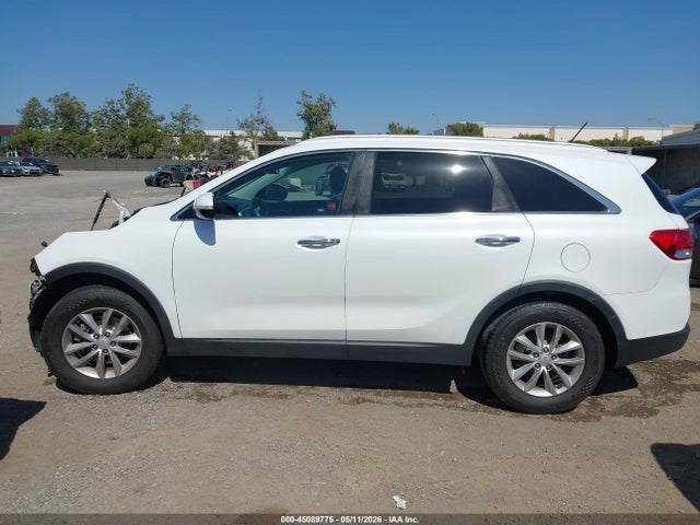 5XYPG4A55HG250268 KIA Sorento 3.3l Lx